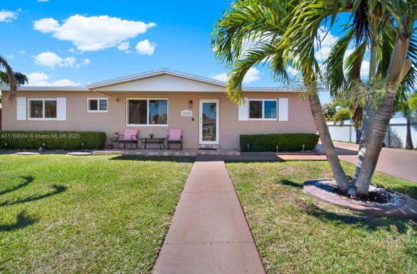 30328 SW 158th Pl, Homestead FL 33033