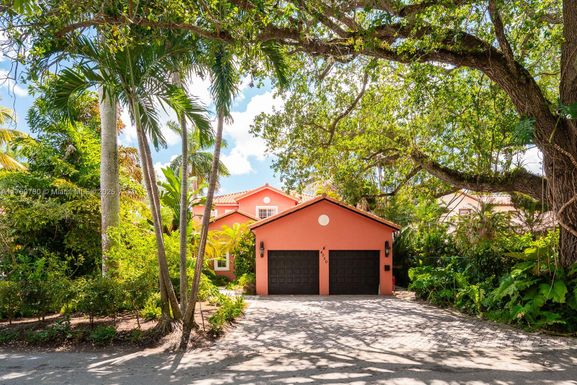 4050 Ventura Ave, Coconut Grove FL 33133