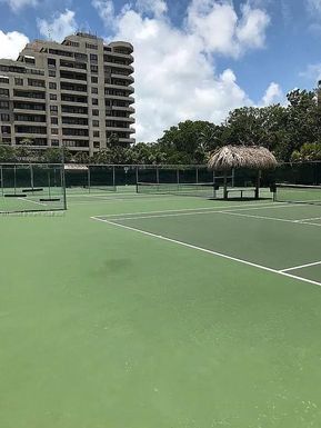 161 Crandon Blvd # 213, Key Biscayne FL 33149