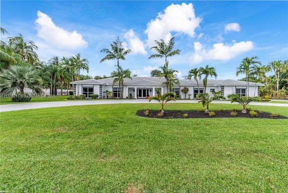 5207 White Oak Ln, Tamarac FL 33319