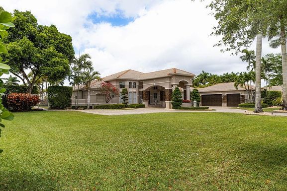 5025 Regency Isles Way, Cooper City FL 33330