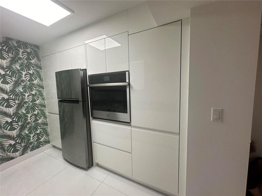 20225 NE 34 ST # 1022, Aventura FL 33180