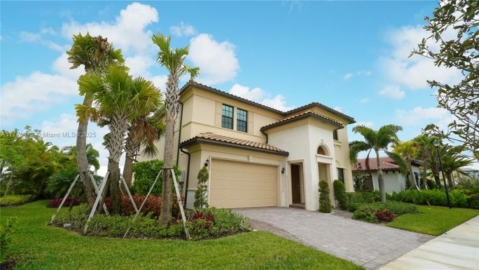 8725 Parkland Bay Dr, Parkland FL 33076