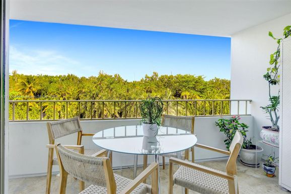 155 Ocean Lane Dr # 310, Key Biscayne FL 33149