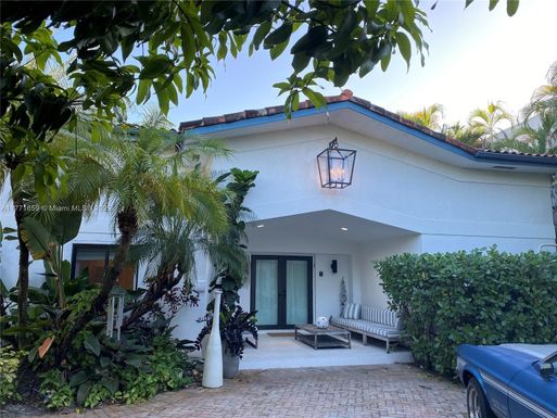 1028 88th St, Surfside FL 33154