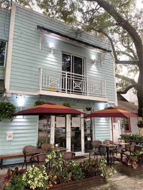 3872 Grand Ave, Miami FL 33133