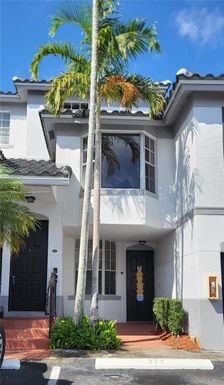 715 SW 148th Ave # 604, Sunrise FL 33325