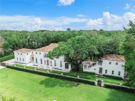 506 Sunset Dr, Coral Gables FL 33143