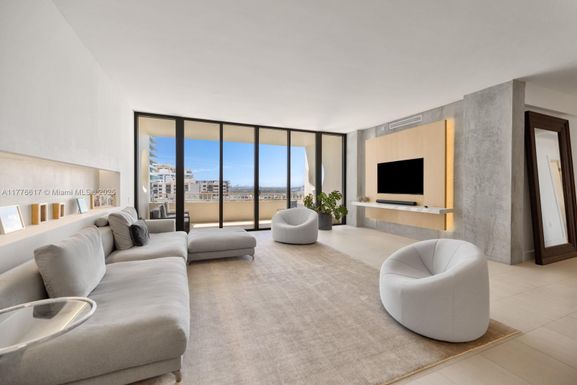 10205 Collins Ave, Bal Harbour FL 33154