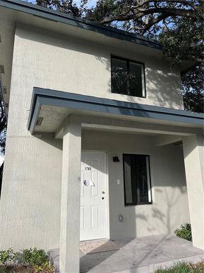 3026 NW 45 ST, Miami FL 33142