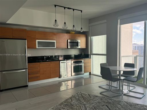 244 Biscayne Blvd # 3905, Miami FL 33132