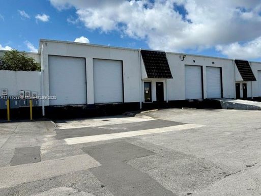 7220 NW 79th Ter, Medley FL 33166