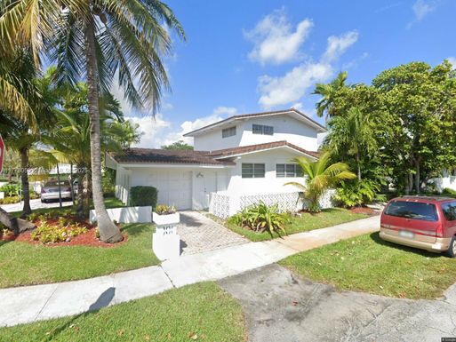 2135 NE 197th Ter, Miami FL 33179