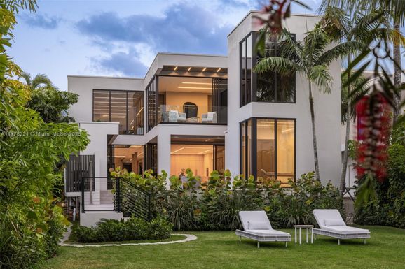 725 NE 77th Street, Miami FL 33138