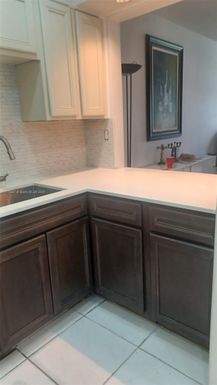 7887 Golf Cir Dr # 206, Margate FL 33063