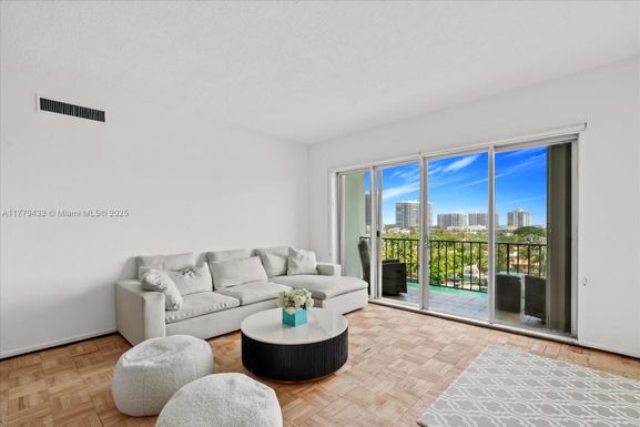 9341 E Bay Harbor # B, Bay Harbor Islands FL 33154