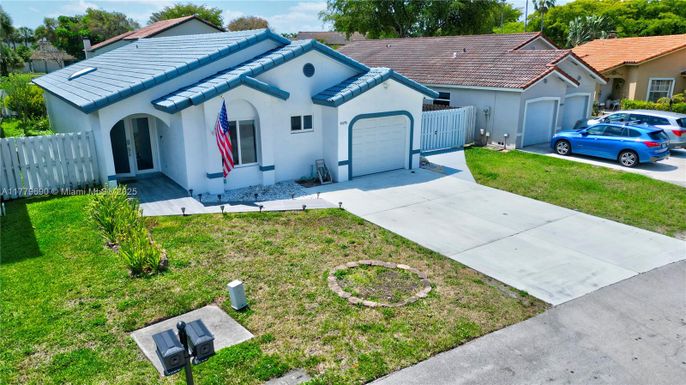 6070 NW 179th Ter, Hialeah FL 33015