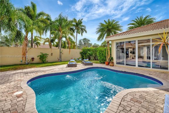 5865 NW 125th Ave, Coral Springs FL 33076