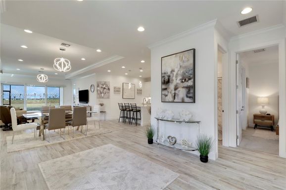 26047 SW Viterbo Way, Port St. Lucie FL 34986