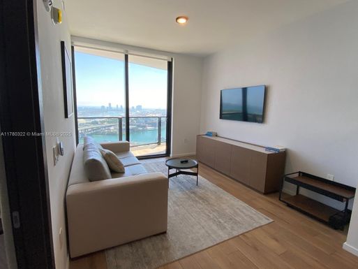 398 NE 5th St # 2910, Miami FL 33132