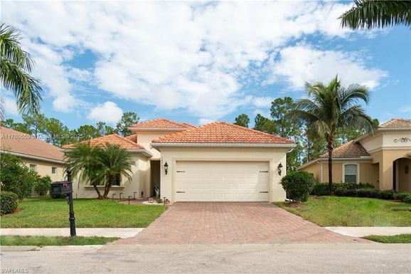14507 Manchester Dr # 14507, Naples FL 34114