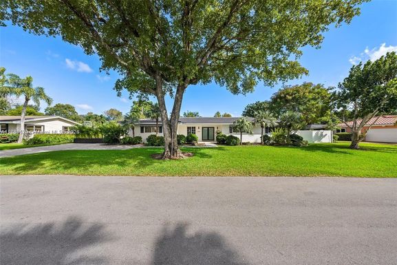 13041 SW 70th Ave, Pinecrest FL 33156