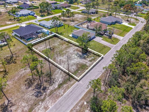 2312 Jacaranda Pkwy W, Cape Coral FL 33993