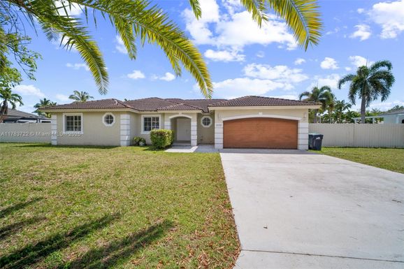 21351 SW 129th Ct, Miami FL 33177