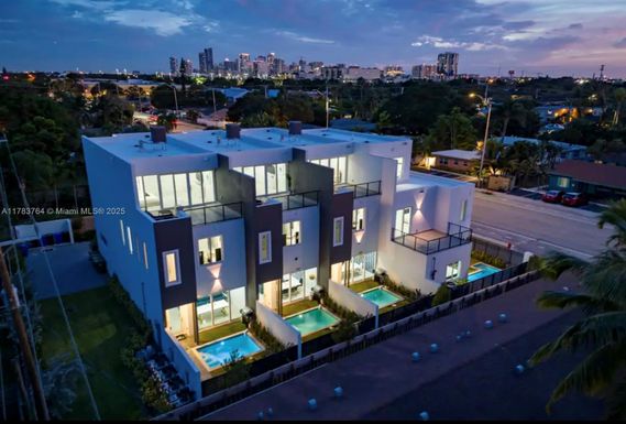 1220-1226 NE 15th Ave, Fort Lauderdale FL 33304