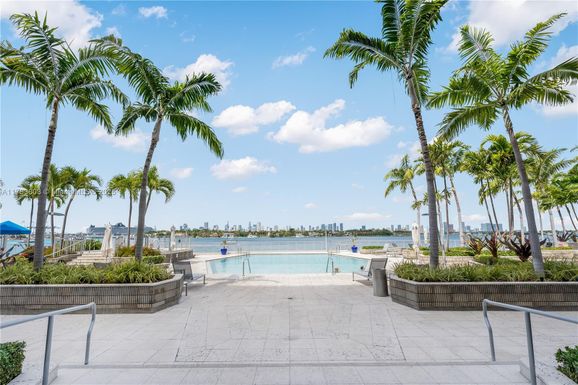 800 West Ave # 502, Miami Beach FL 33139