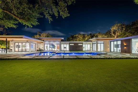 7825 SW 128th St, Pinecrest FL 33156
