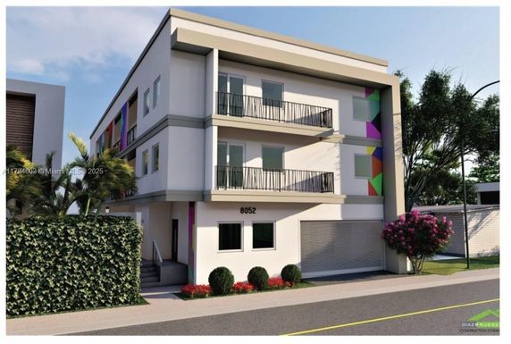 8052 NE 1st Ave, Miami FL 33138