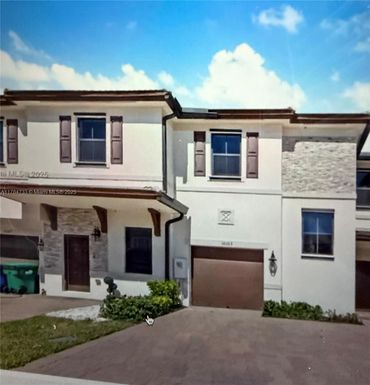10226 SW 231st Ln, Miami FL 33190