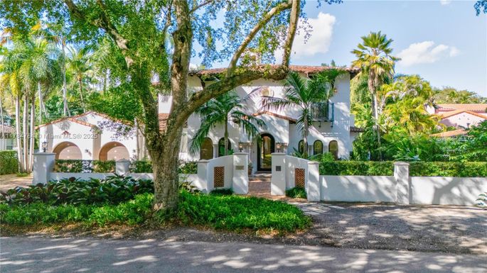 1511 Alegriano Ave, Coral Gables FL 33146