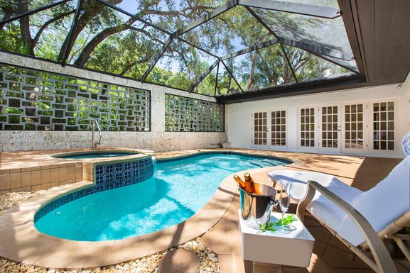 171 SE Edgewater Dr, Coral Gables FL 33133