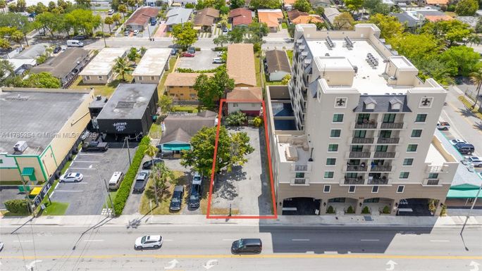 899 SW 67th Ave, West Miami FL 33144