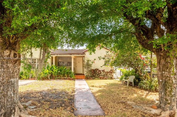 2087 SW 58th Ave, Miami FL 33155