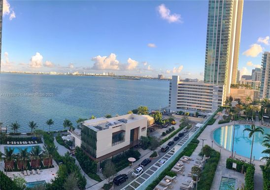 650 NE 32nd St # 1007, Miami FL 33137