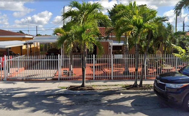 2541 W 10th Ave, Hialeah FL 33010