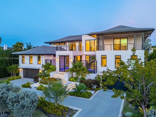 6853 Sunrise Ct, Coral Gables FL 33133