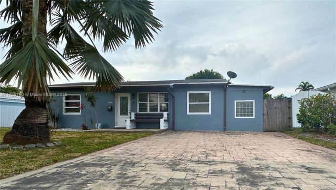 1008 Mango Isle, Fort Lauderdale FL 33315