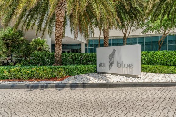 601 NE 36 ST # 803, Miami FL 33137
