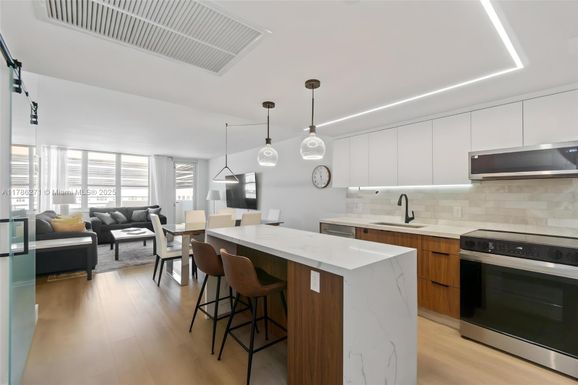 100 Lincoln Rd # 908, Miami Beach FL 33139