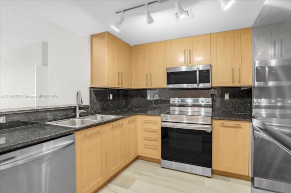 511 SE 5th Ave # 2109, Fort Lauderdale FL 33301