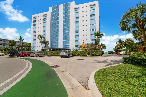 10300 W Bay Harbor Dr # 9D, Bay Harbor Islands FL 33154