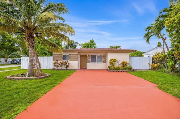 6200 Wiley St, Hollywood FL 33023