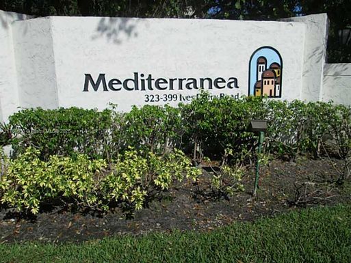 323 Ives Dairy Rd # 05, Miami FL 33179