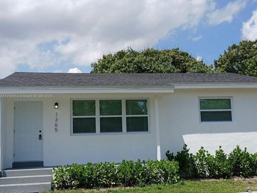 1365 NW 130th St, North Miami FL 33167