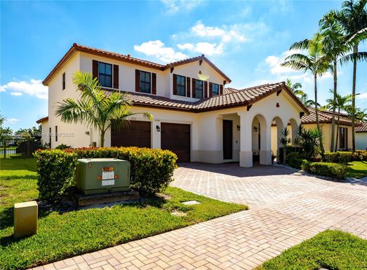 8555 NW 37th Ct, Cooper City FL 33024