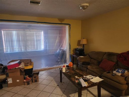 210 QUEENS CT, Other City - In The State Of Florida FL 32937